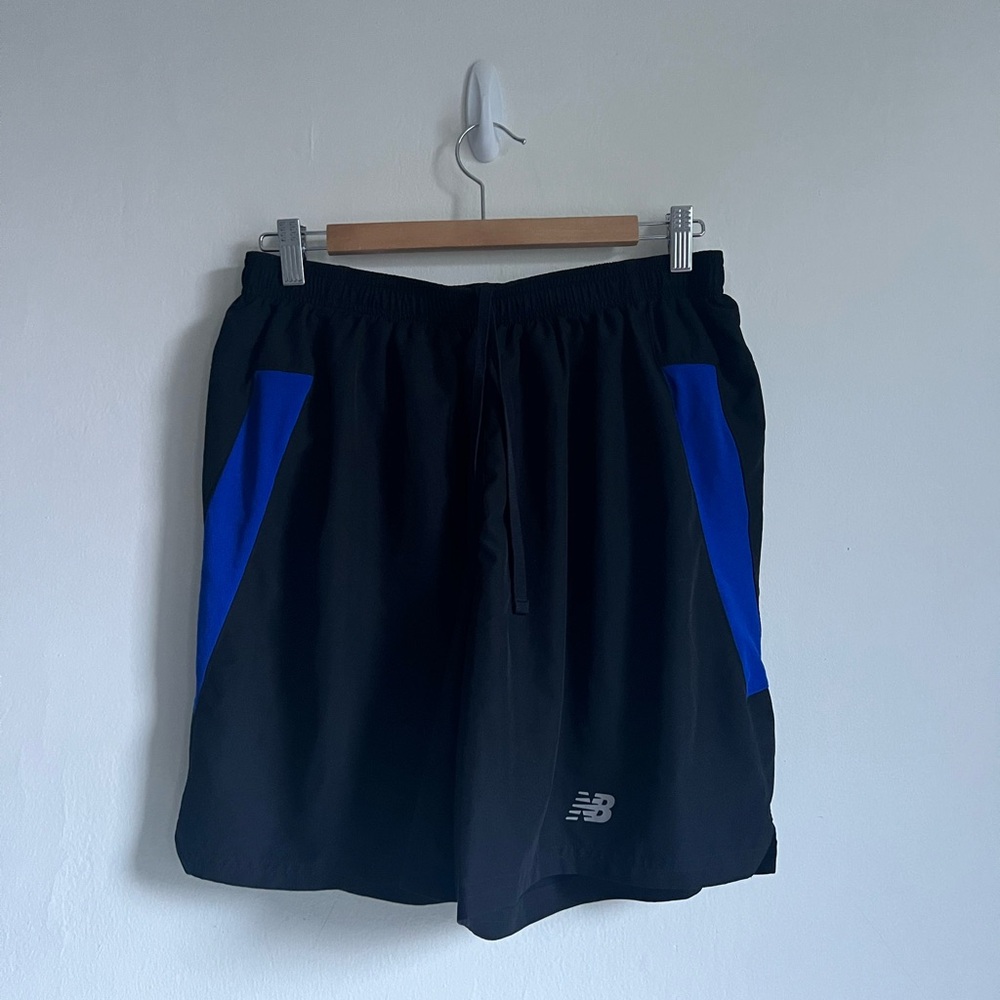 LARGE New Balance men’s running tennis shorts liner built in underwear black